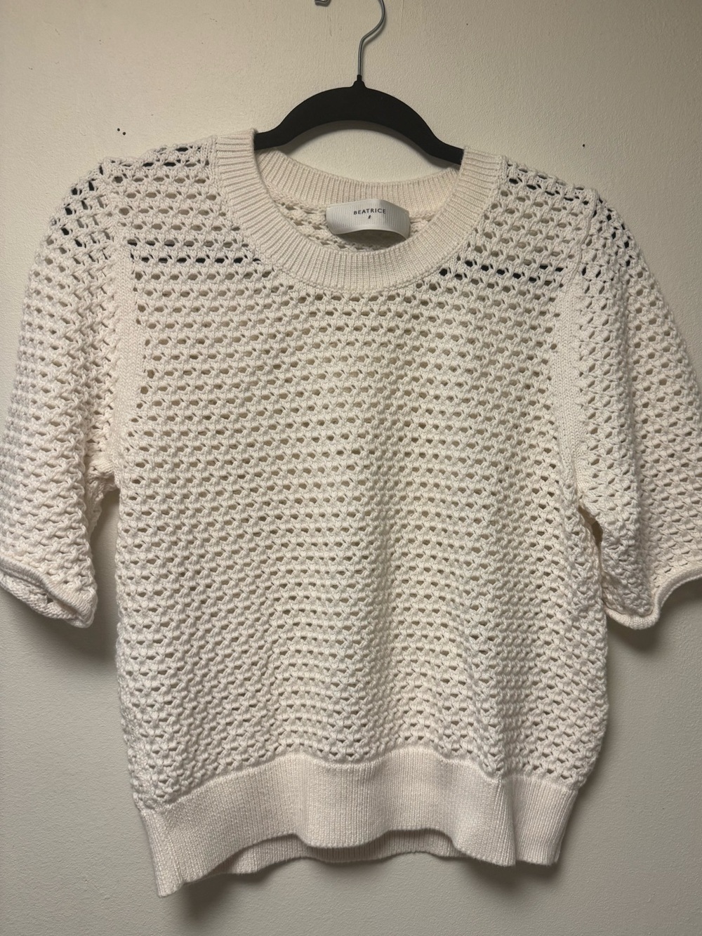 Open knit Sweater Tee